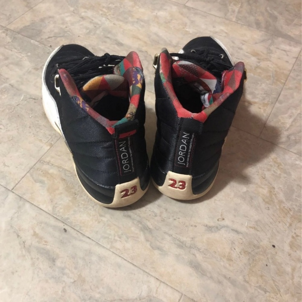 Jordan 12 - Picture 2 of 7